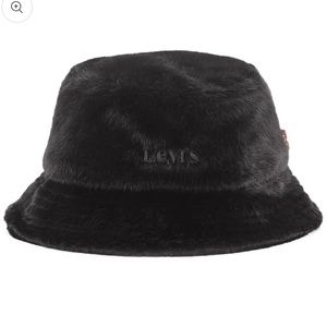 Levi’s Faux Fur Bucket Hat